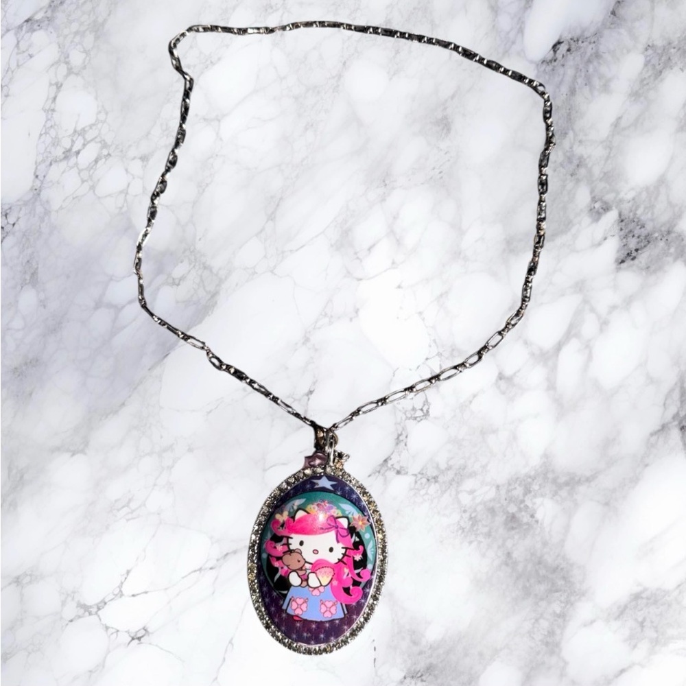 💖 Tarina Tarantino x Sanrio Hello Kitty Cameo Necklace‎ 💎 Y2K Rare Stamped